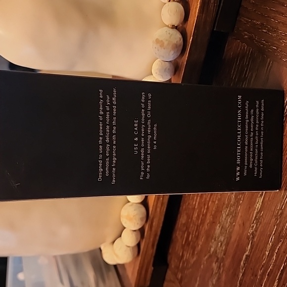 NIB Hotel Collection Reed Diffuser - Black Packaging - Picture 2 of 3